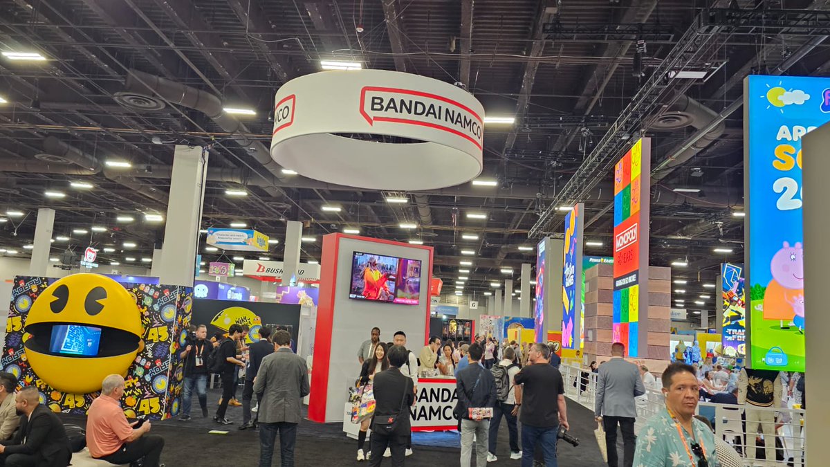 🌍 Another inspiring day at <a href="/licensingexpo/">Licensing Expo</a> 

Mr. Rias Attar, Chairman of the Board, engaging with global industry leaders and showcasing Markettcom’s commitment to innovation and growth in the licensing world.

#LicensingExpo2025 #Markettcom #LeadershipInAction #BrandLicensing