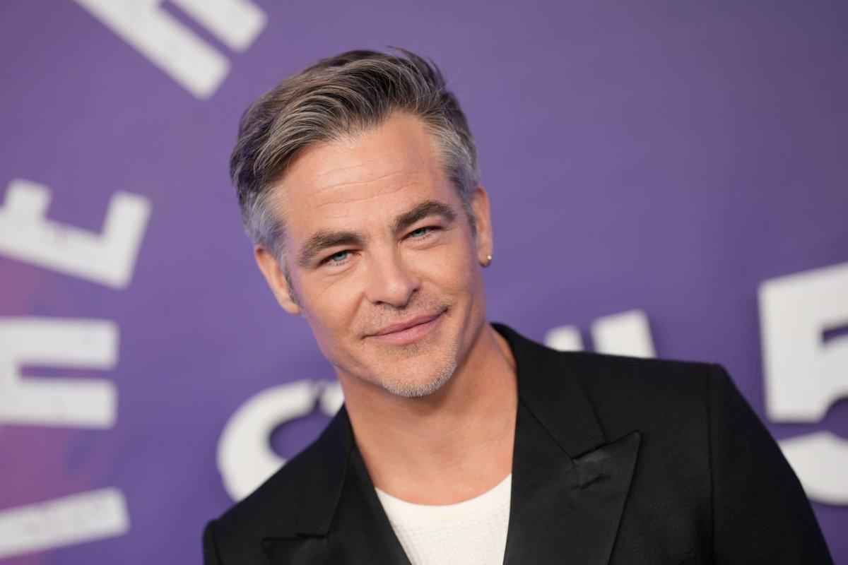 Chris Pine ไทย tweet media