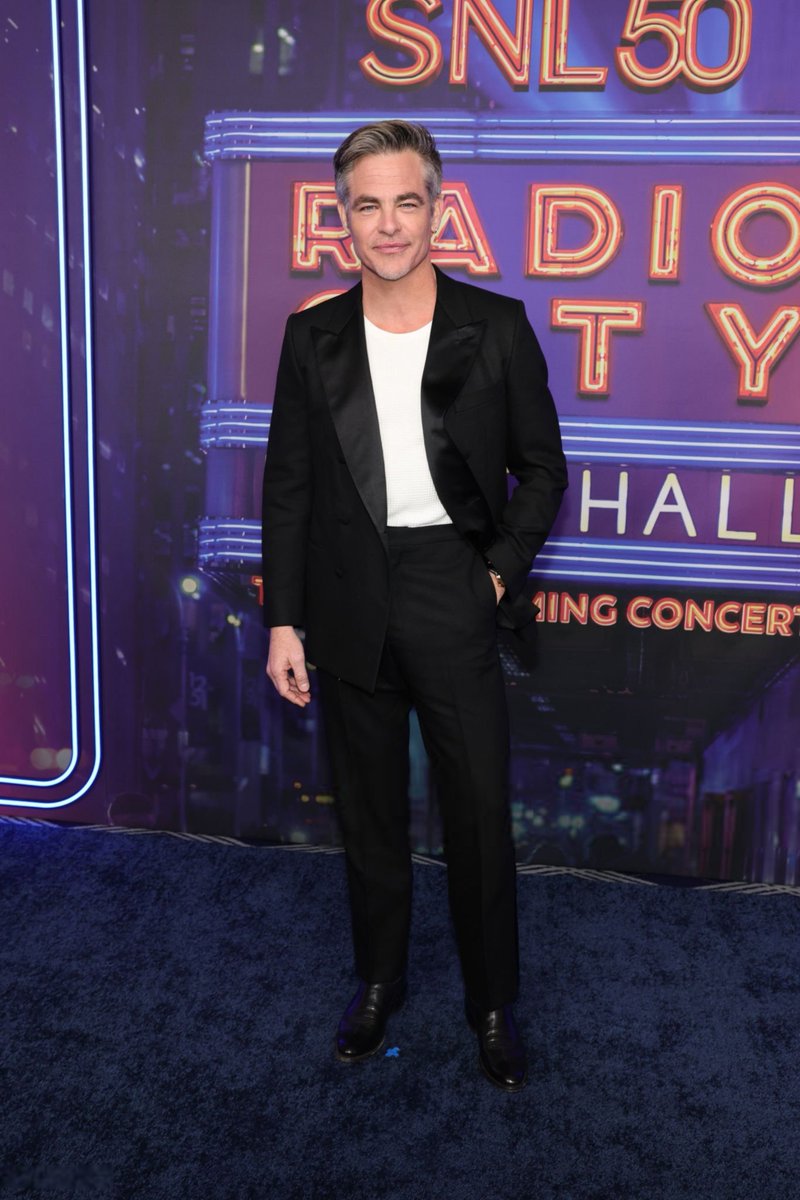 Chris Pine ไทย tweet media