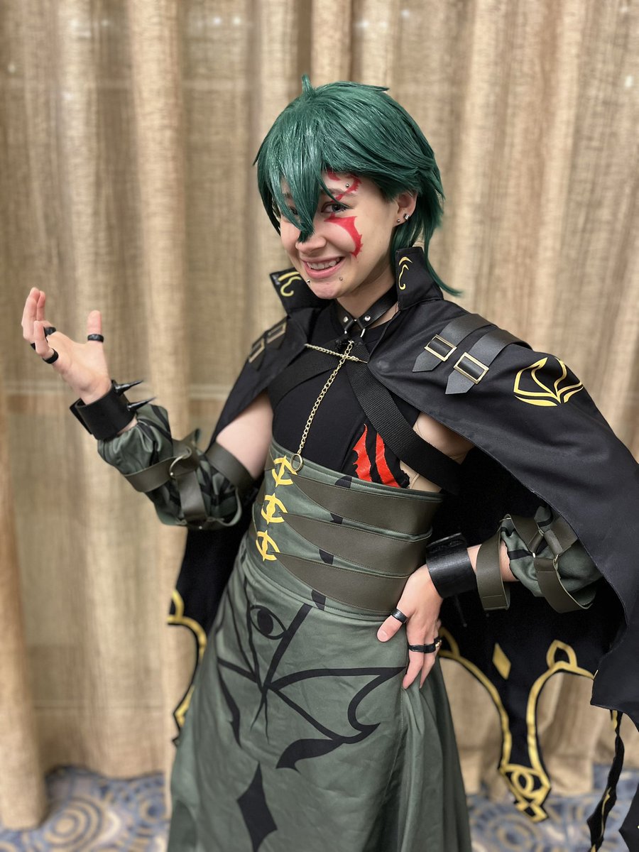 dark_emblem_cos's tweet photo. “Let’s get this pain party started!!!”

Cosplayed as Griss this weekend at #ACen2025!! 

“Live as a Hound, die as a Hound”— Griss will always be my favorite cosplay! 🖤

#cosplay #grissfireemblem #fireemblemengage https://t.co/lrbElgagxz