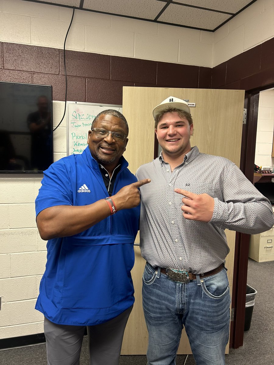 Grady (@grady21holmes) on Twitter photo Thank you <a href="/CoachPRandolph/">Paul Randolph</a> for stopping by!!! Talked for an hour. Some exciting news coming soon!!!! <a href="/RHS_Eagles/">Rowlett High School</a> <a href="/RowlettFootball/">RowlettEagleFootball</a> Thank you <a href="/CoachPRandolph/">Paul Randolph</a> for stopping by!!! Talked for an hour. Some exciting news coming soon!!!! <a href="/RHS_Eagles/">Rowlett High School</a> <a href="/RowlettFootball/">RowlettEagleFootball</a>