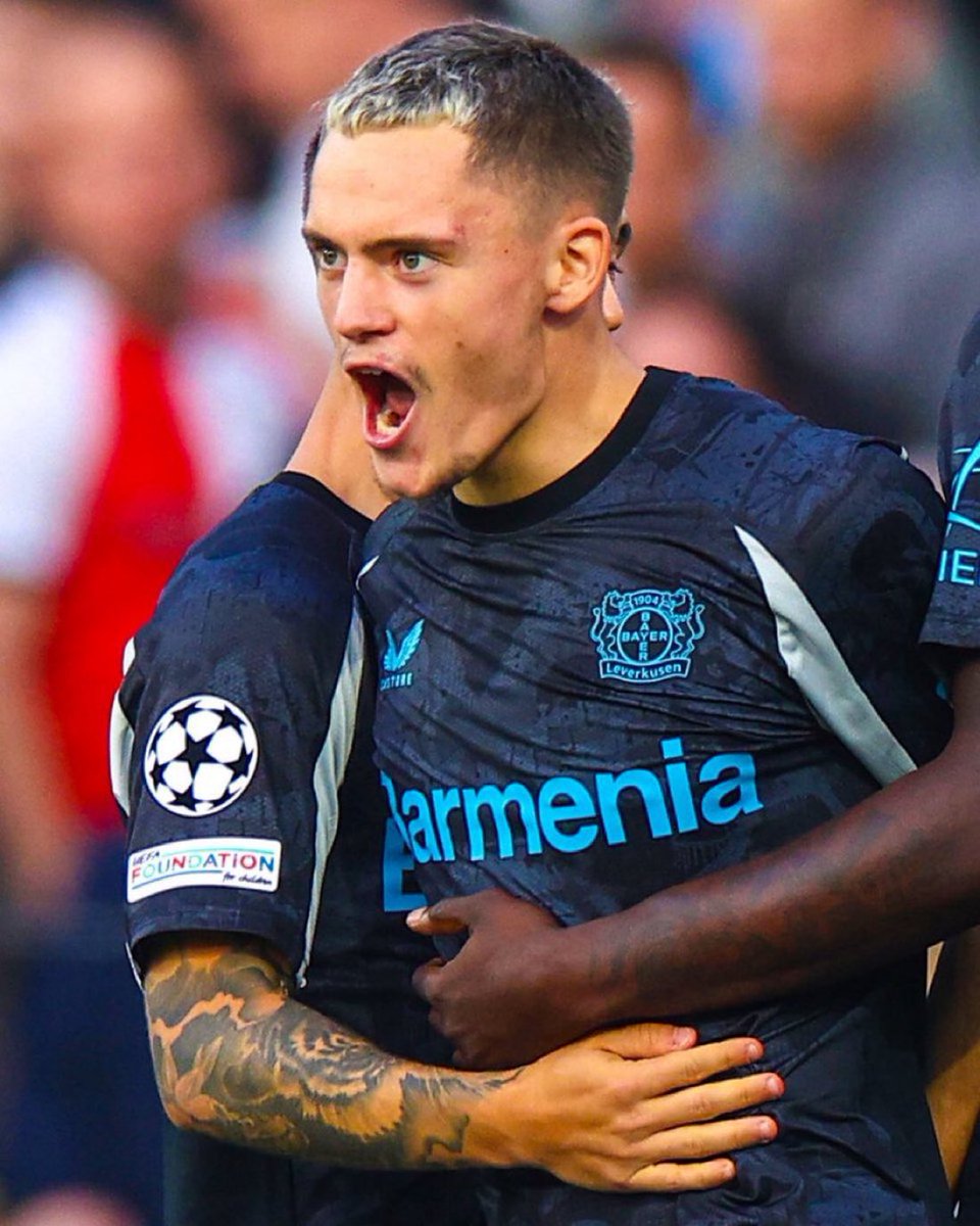 BŁÜÑT TÄKËŠ🚬🚭 tweet media