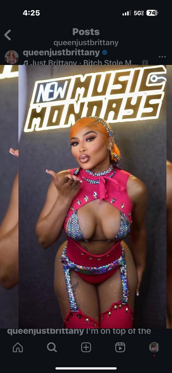 TamonRollins's tweet image. “26” inch 613 Frontal Unit 

Wig From: #TeeFrontalsCollection 

Custom Color: @TFrontals 

Just Brittany slaying in her @TFrontals unit. New wigs coming soon. Trust the process- come get your crown adjusted👑🎀 #Retweet #DMVHairstylist #CelebrityStylist #RedByKiss #TeeFrontals