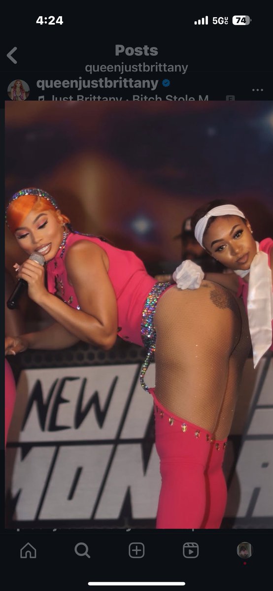 TamonRollins's tweet image. “26” inch 613 Frontal Unit 

Wig From: #TeeFrontalsCollection 

Custom Color: @TFrontals 

Just Brittany slaying in her @TFrontals unit. New wigs coming soon. Trust the process- come get your crown adjusted👑🎀 #Retweet #DMVHairstylist #CelebrityStylist #RedByKiss #TeeFrontals