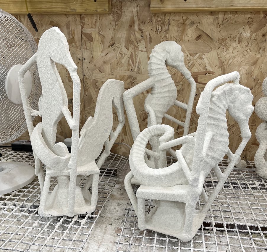 🌊 Priority and Trust – a stunning bronze sculpture of spiny seahorses – is now part of the Great Yarmouth Sculpture Trail, launching 13 June! 🐴🎨
Created by artist Fanny, it celebrates our marine life &amp; blue carbon. 👀 Watch this space for launch event info! #GYArtTrail