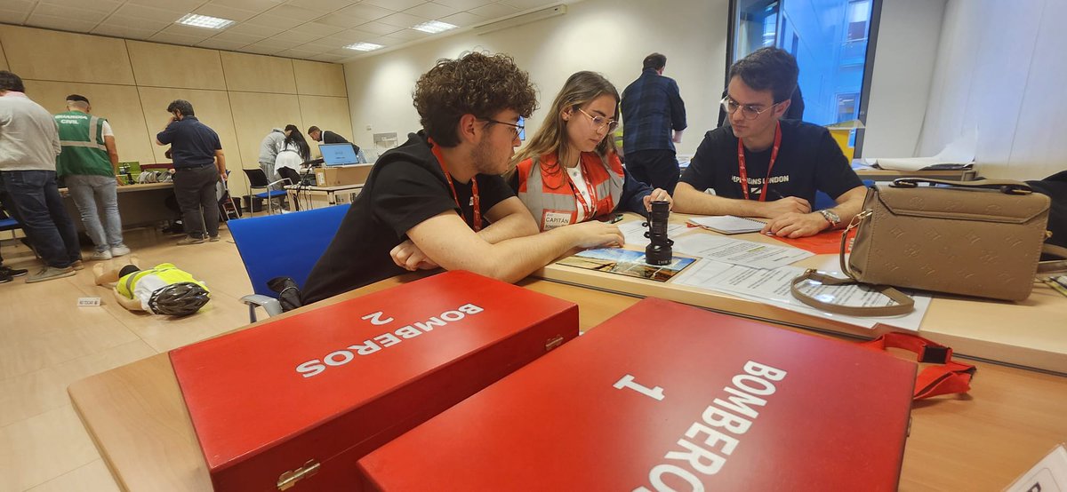 Dir. Gral. Tráfico tweet media