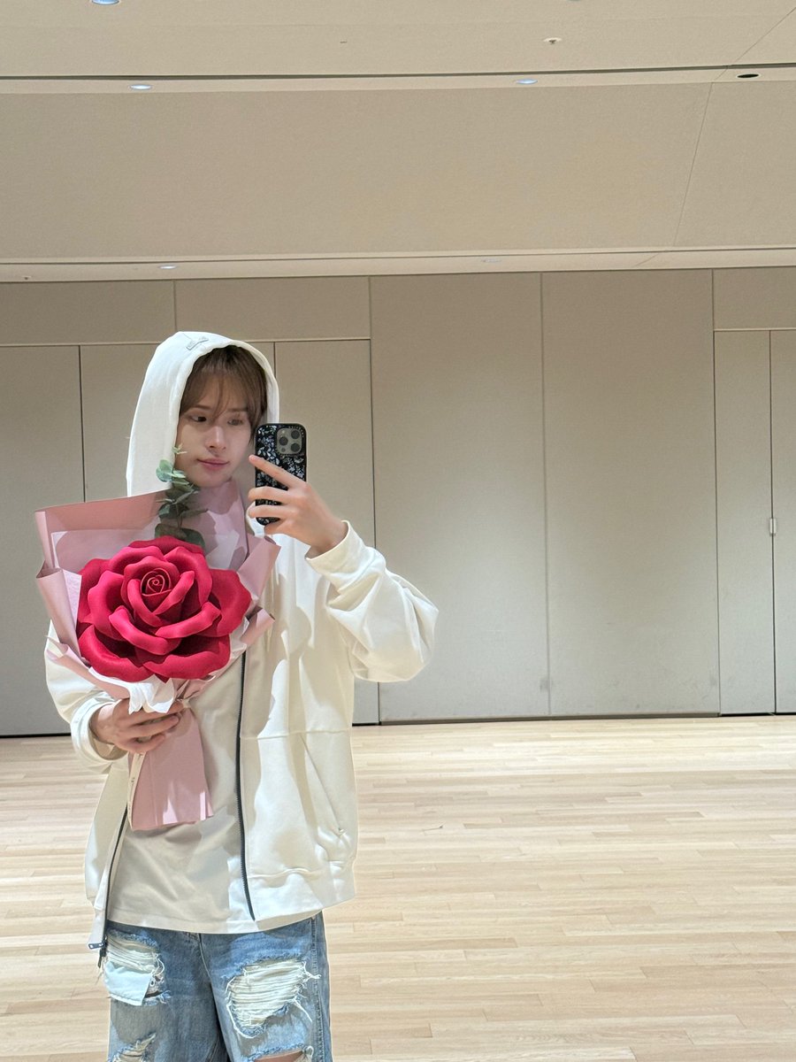 beautynthebb's tweet photo. https://t.co/4uHjBlS404