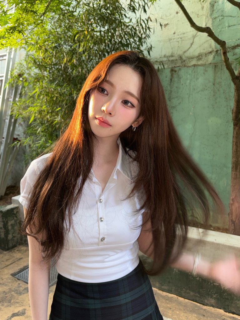 patamaii's tweet photo. โหหหห พี่น่ามา ลุคนี้เหมือนนักศึกษาจริงๆ นี่มันดาวมหาลัยชัดๆเ���ย https://t.co/9sG4BR2jWn