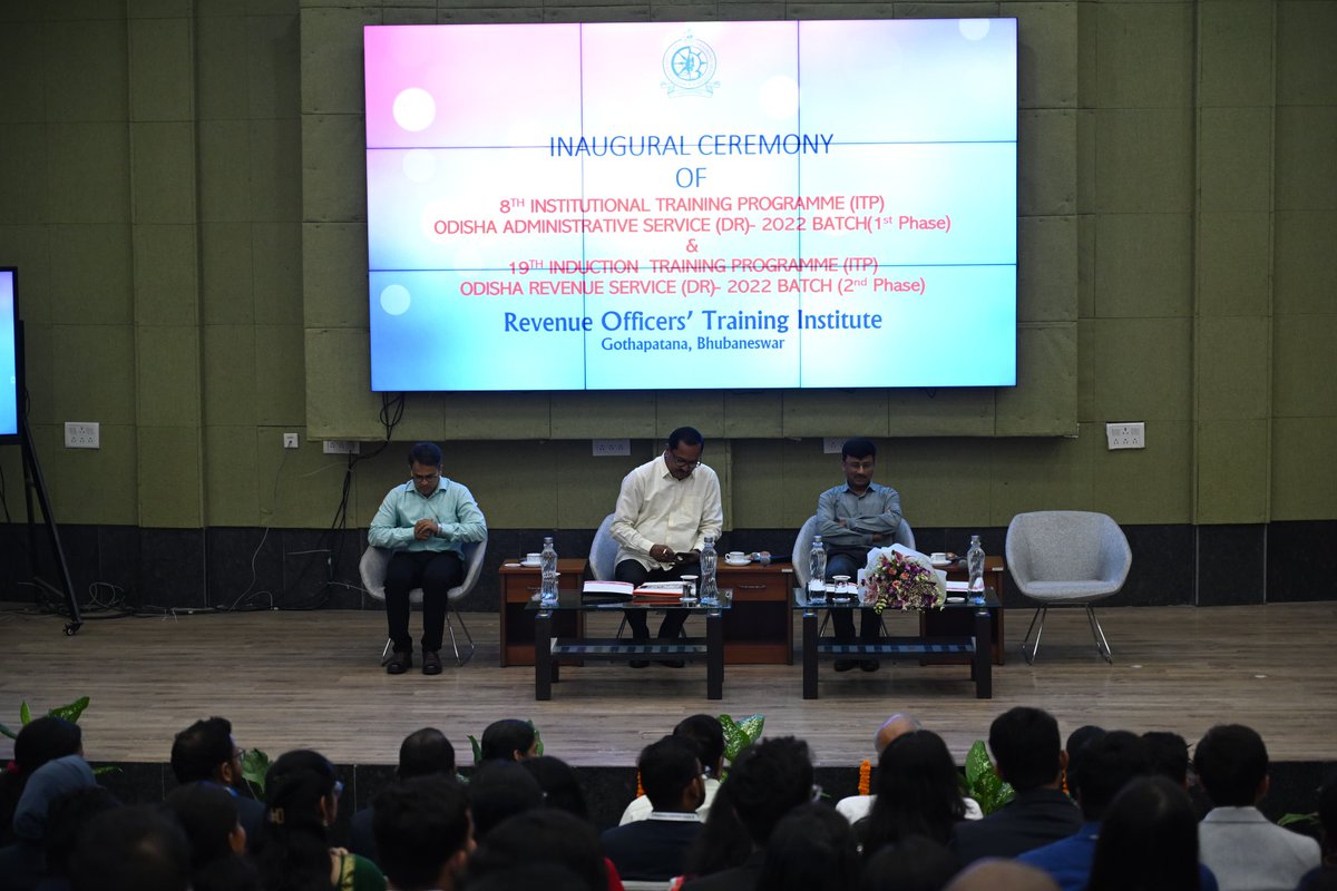 OfficersRevenue's tweet photo. Honoured to inaugurate the 19th Induction Training Program for ORS DR 2022 (Phase-II) &amp; 8th Institutional Training Program for OAS DR 2022 (Phase-I) @OfficersRevenue. Wishing the officer trainees a fruitful learning journey ahead! #ROTI #OdishaGov https://t.co/1FZbHrKuOl