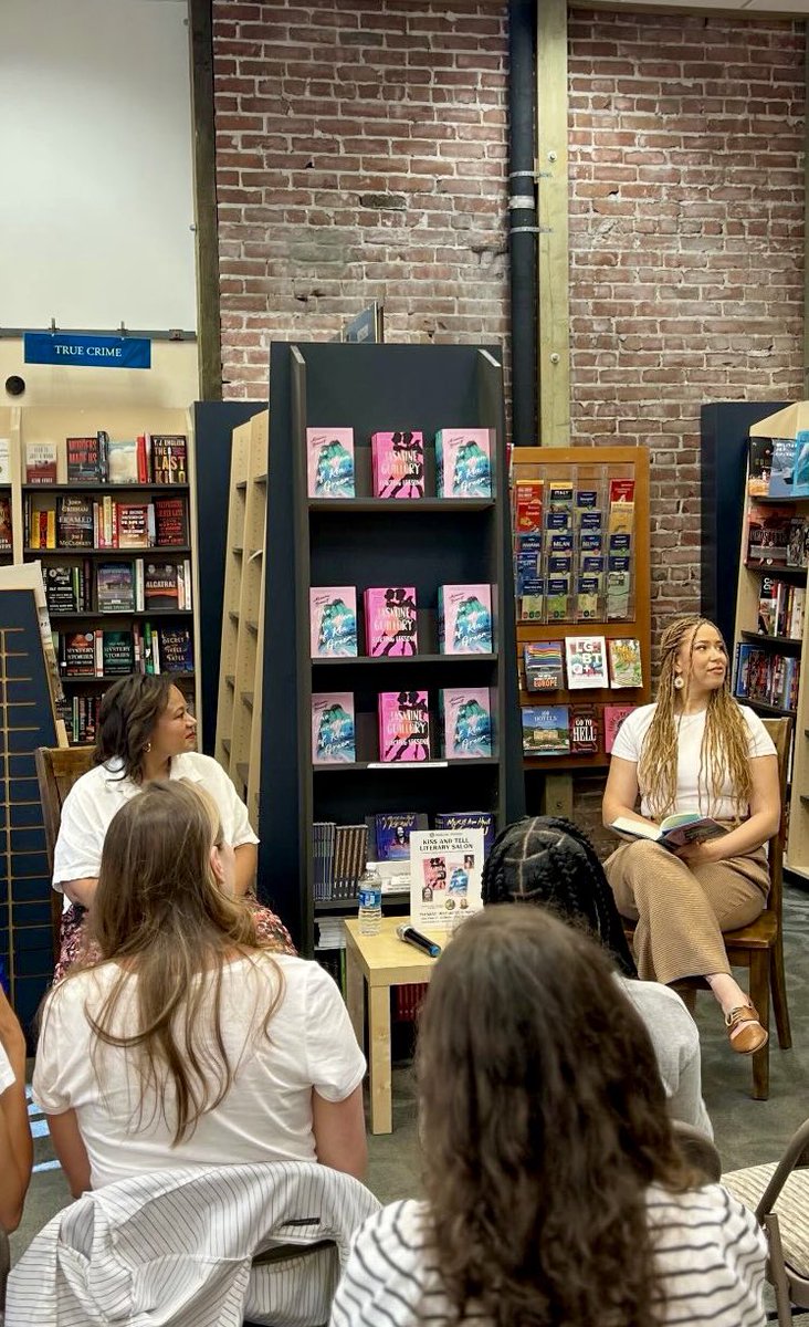AlannaBennett's tweet photo. I had a great time talking Kia Greer at the Kiss &amp; Tell Literary Salon at @BooksIncStores with theee Jasmine Guillory. And two of my siblings came! And a couple friends from college! And I didn’t even know most of the people in the audience?!? A rare occurrence for a debut tour. https://t.co/r2vZVWzcz0