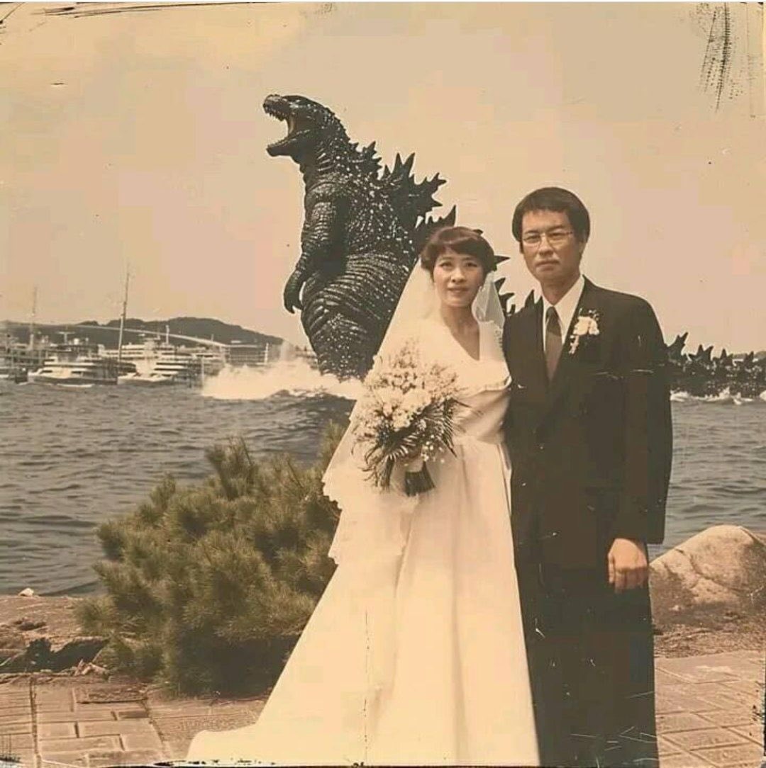 Good luck finding a wedding photo better than this