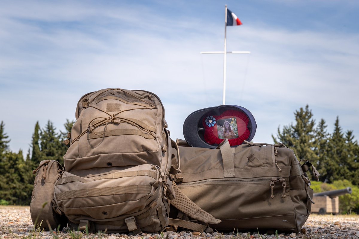 Il n'y aura jamais assez d'honneurs
pour rendre hommage à leur engagement.
Il n'y aura jamais assez de valeurs
pour décrire toutes nos mamans.

Je sers la mère patrie 🫡🇫🇷
Mais tu restes ma mère veilleuse 💝

#FêteDesMères 💐 #FiersDeNosMamans