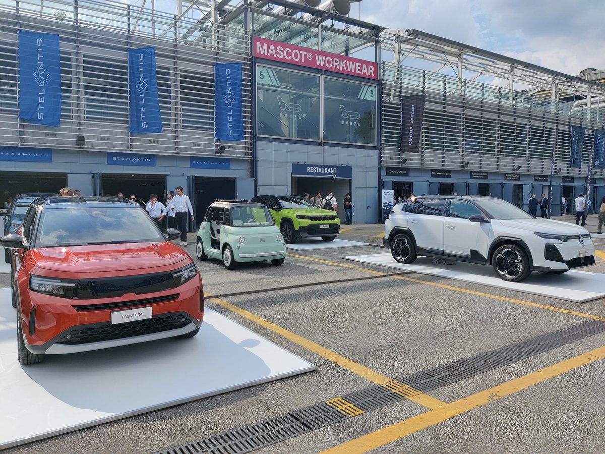 Company Car Drive tweet media