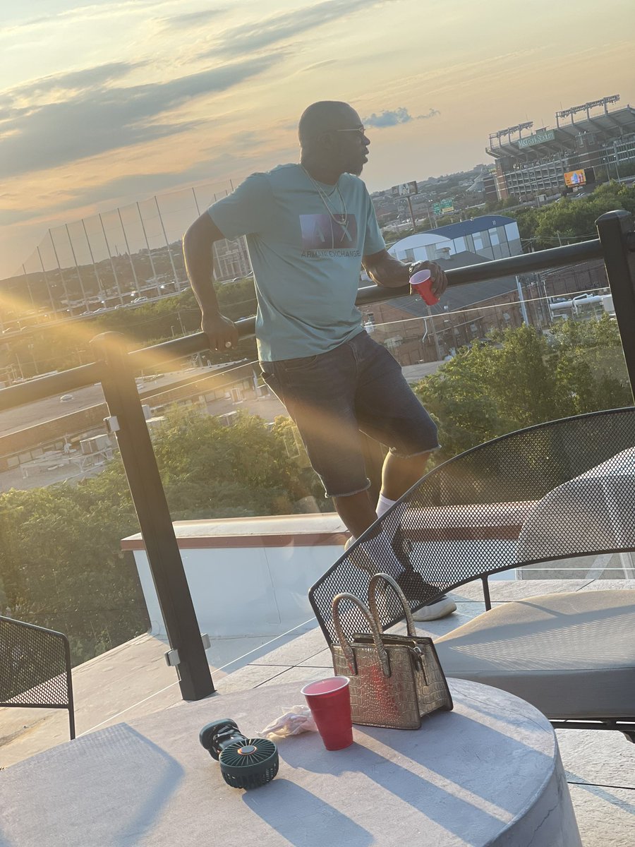 SlickCie's tweet photo. HAPPY BIRTHDAY TO MY FAVE BLACK ASS NIGGA ๐ฅณ๐ฅณ๐ฅณ I love you so much but you already knew that! Canโt wait to fuck Vegas up with you!!! #DaGemini #TeamBlackAss @EmanDaGemini https://t.co/TpYERFaVa4