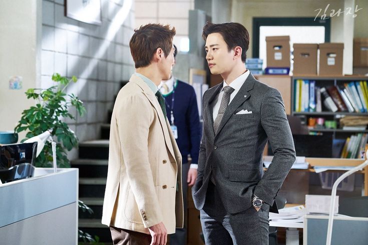 annie_lysf's tweet photo. Estos días he estado viendo #ChiefKim y la super recomiendo ver a a Junho y a Nam Goong Min juntos en pantalla es un disfrute y deleite total, ya me hacía falta un b-romance con tanta tensión y comedia🔥😍❤️ https://t.co/fpp9jPWqXA