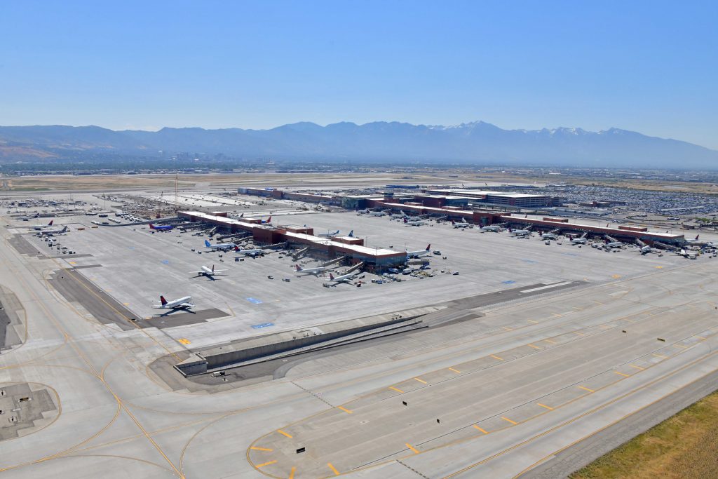 utahwaterres's tweet photo. Today's #WednesdayWaterWin 🏆 goes to @slcairport!  
Since 2003, the airport has saved over 1.2 billion gallons of water thanks to low-flow fixtures, smart irrigation &amp; drought-tolerant landscaping. Conservation takes off when we plan smart. ✈️ #UtahWater #SlowTheFlow https://t.co/2FhNwxVutO