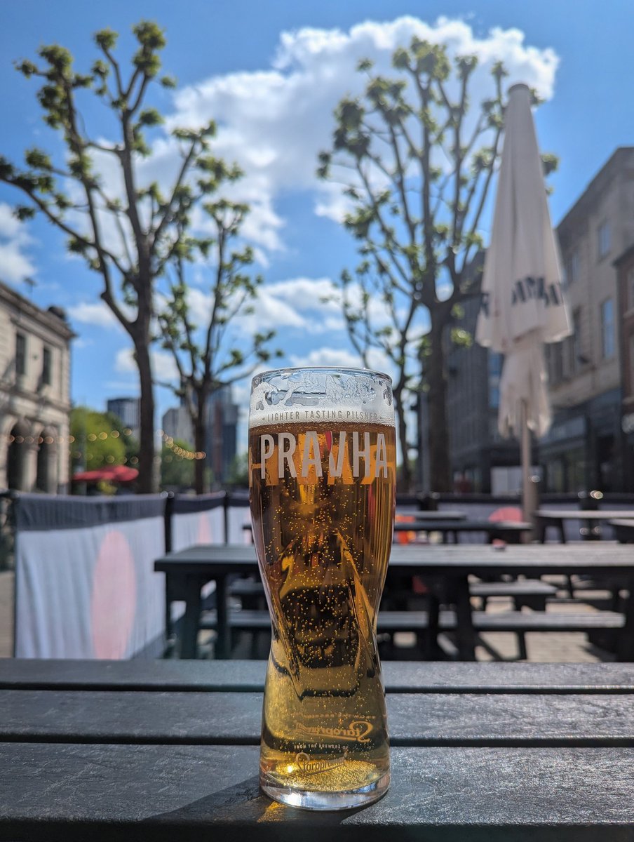 Alternative MUFC. tweet media