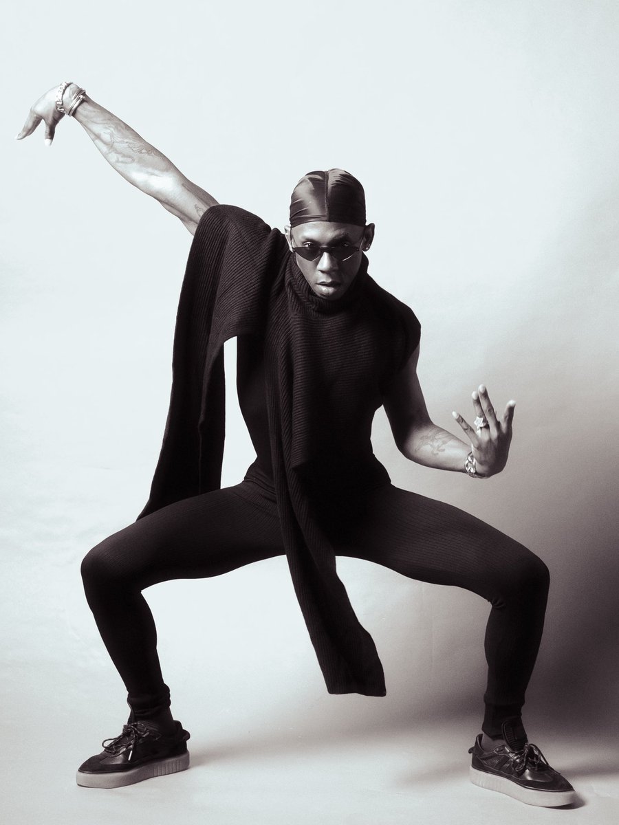 IAmOnyx___'s tweet photo. I Been Legit Since I Came Out The Swamp! 🖤
📸 @jwashproduction 
REBEL
6.13.2025
ITS A FASHION NETWORKING PARTY TO START OFF THIS SUMMER RIGHT!
Dress Code:
Pop / Rock Style
Emo / Goth Style
#rebel #fyp #explorepage✨ #ivypark #event #model #blackmalemodel #explore #foryourpage https://t.co/m22HNXeJ0G