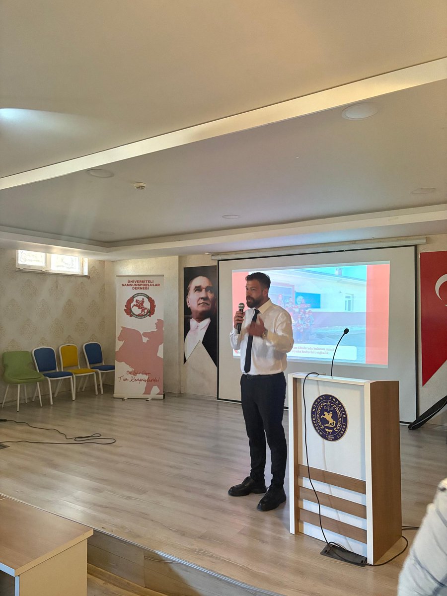 UniSam1965's tweet photo. Nesilden Nesile Samsunspor projemiz kapsamında Köksal Ersayın Anadolu Lisesi'ndeki gençlerle bir araya gelerek "Samsunspor ve Üni-Sam" konulu konferansımızı gerçekleştirdik.

Nazik ev sahiplikleri için Köksal Ersayın Anadolu Lisesi idareci, öğretmenleri ve öğrencilerine teşekkür ederiz.

BU ŞEHRİN ÇOCUKLARI SAMSUNSPORLUDUR🔴⚪⚫

@samsunmem 

#ÜniSam #LiseSam