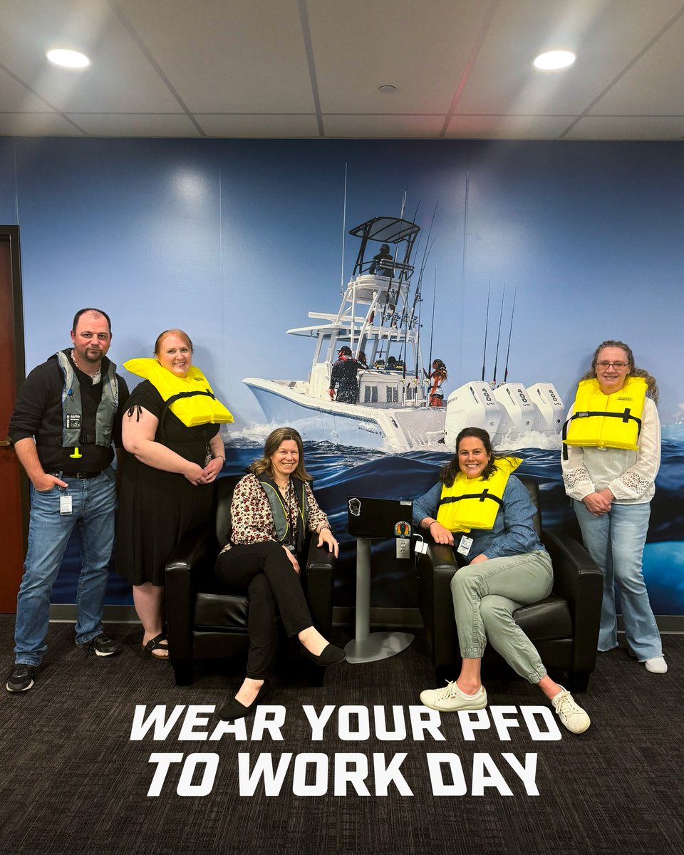 teamfishtv's tweet image. Safety looks good on us.​
We’re kicking off Safe Boating Week @MercuryMarine (May 17-23) by sporting our favorite PFDs at the office because staying safe on the water starts on land.​
#WearIt #SafeBoatingWeek Brunswick Corporation