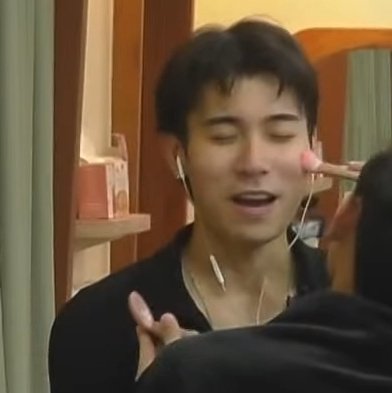 enric0rkiv3s's tweet photo. For me lang ha, hindi bagay kay Charlie yung short hair.

#PBBCollabFinalDuoMedals https://t.co/2Eiovf93rx
