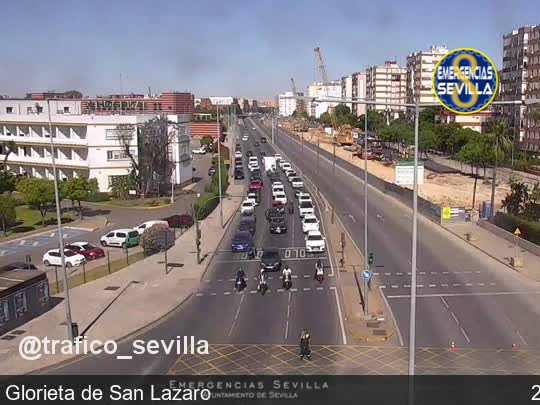 Emergencias Sevilla (@emergenciassev) on Twitter photo 🔴 Cortado el tráfico en ambos sentidos en la Ronda Urbana Norte, entre Glorieta de San Lázaro y Glorieta de Pino Montano, por una actuación conjunta de Policía Local, <a href="/policia/">Policía Nacional</a> y #Bomberos
En unos minutos se procederá a restablecer el tráfico sentido a Gota de Leche, siguiendo 🔴 Cortado el tráfico en ambos sentidos en la Ronda Urbana Norte, entre Glorieta de San Lázaro y Glorieta de Pino Montano, por una actuación conjunta de Policía Local, <a href="/policia/">Policía Nacional</a> y #Bomberos
En unos minutos se procederá a restablecer el tráfico sentido a Gota de Leche, siguiendo