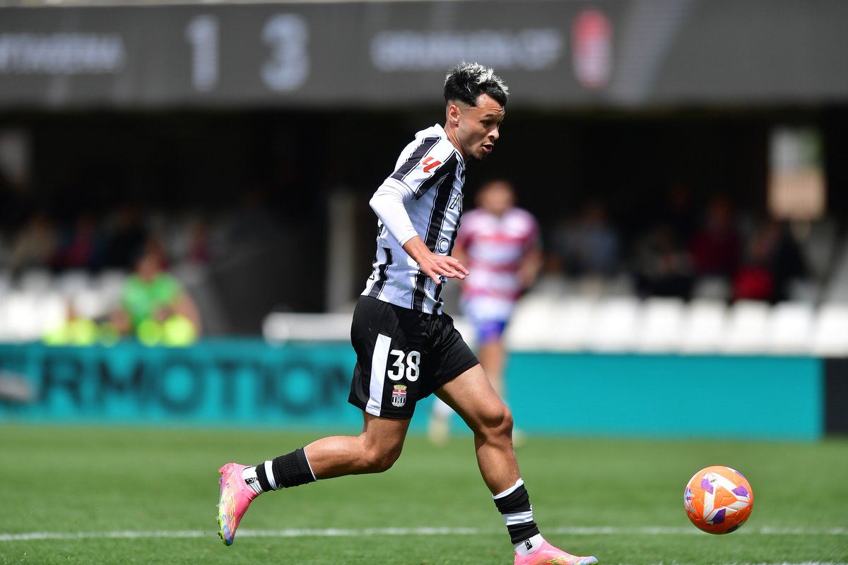 CONVOCATORIA | 🇩🇴 Rafa Núñez, convocado con su selección.  
👏¡Enhorabuena!
 #FCCartagena #Efesé