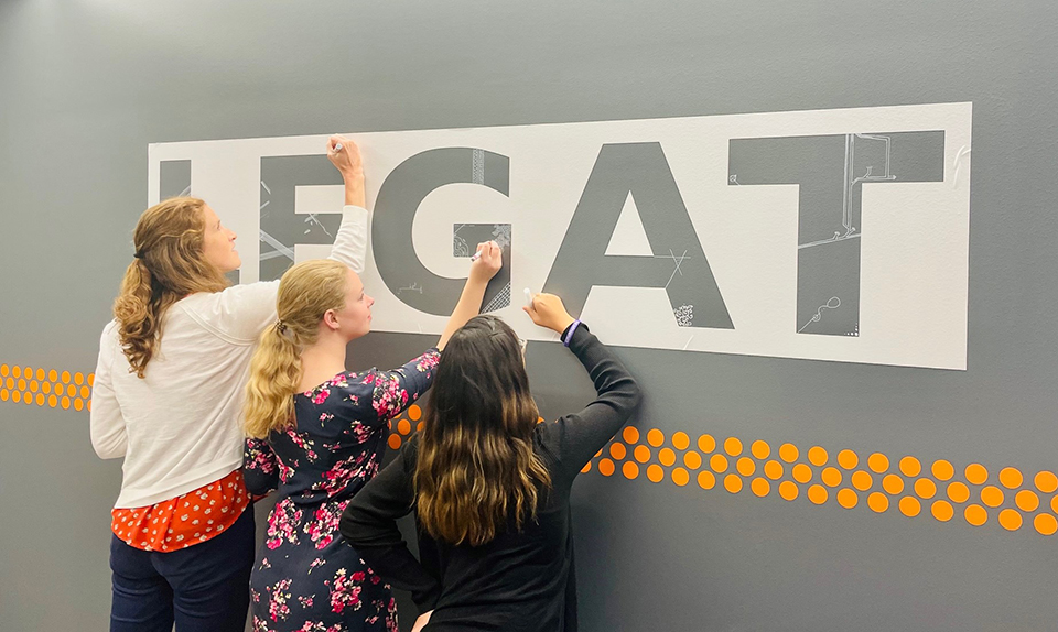 Looking for a place to grow your design career? Legat is hiring across our Illinois, Iowa, and Ohio studios! legat.com/careers/

#ArchitectureJobs #DesignCareers #EmergingProfessionals #JoinOurTeam #ArchitectureCareers #DesignOpportunities #iowaarchitecture #ohiodesigner