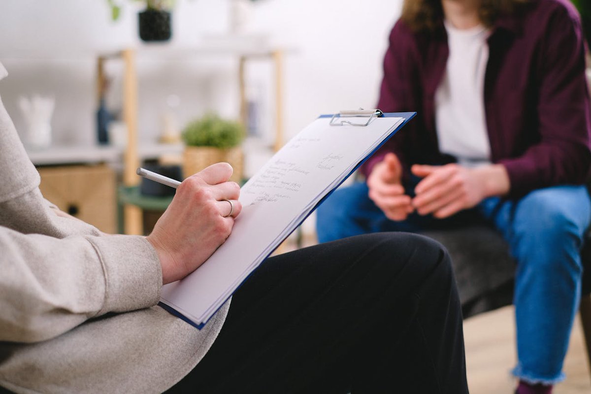 University of Southampton (@unisouthampton) on Twitter photo A new study from our psychology researchers shows that small tweaks to talking therapy could help prevent patients with anxiety and depression from developing psychosis, a condition that affects 1 in 100 people.
Read more 👉 tr.ee/jJTcxg
<a href="/SotonPsych/">Psychology at Soton</a> A new study from our psychology researchers shows that small tweaks to talking therapy could help prevent patients with anxiety and depression from developing psychosis, a condition that affects 1 in 100 people.
Read more 👉 tr.ee/jJTcxg
<a href="/SotonPsych/">Psychology at Soton</a>