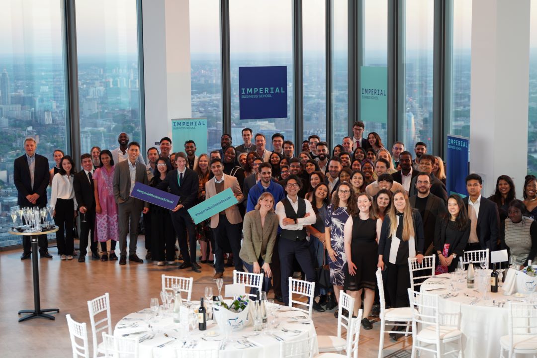 ImperialBiz's tweet photo. Last weekend, we looked to the future - and took in some amazing views - at our MBA Admit Weekend! 😍
From engaging conversations to programme insights, it certainly was a weekend to remember.
#ImperialBusinessSchool #AdmitWeekend #FutureMBA https://t.co/Wx8NXjckNr