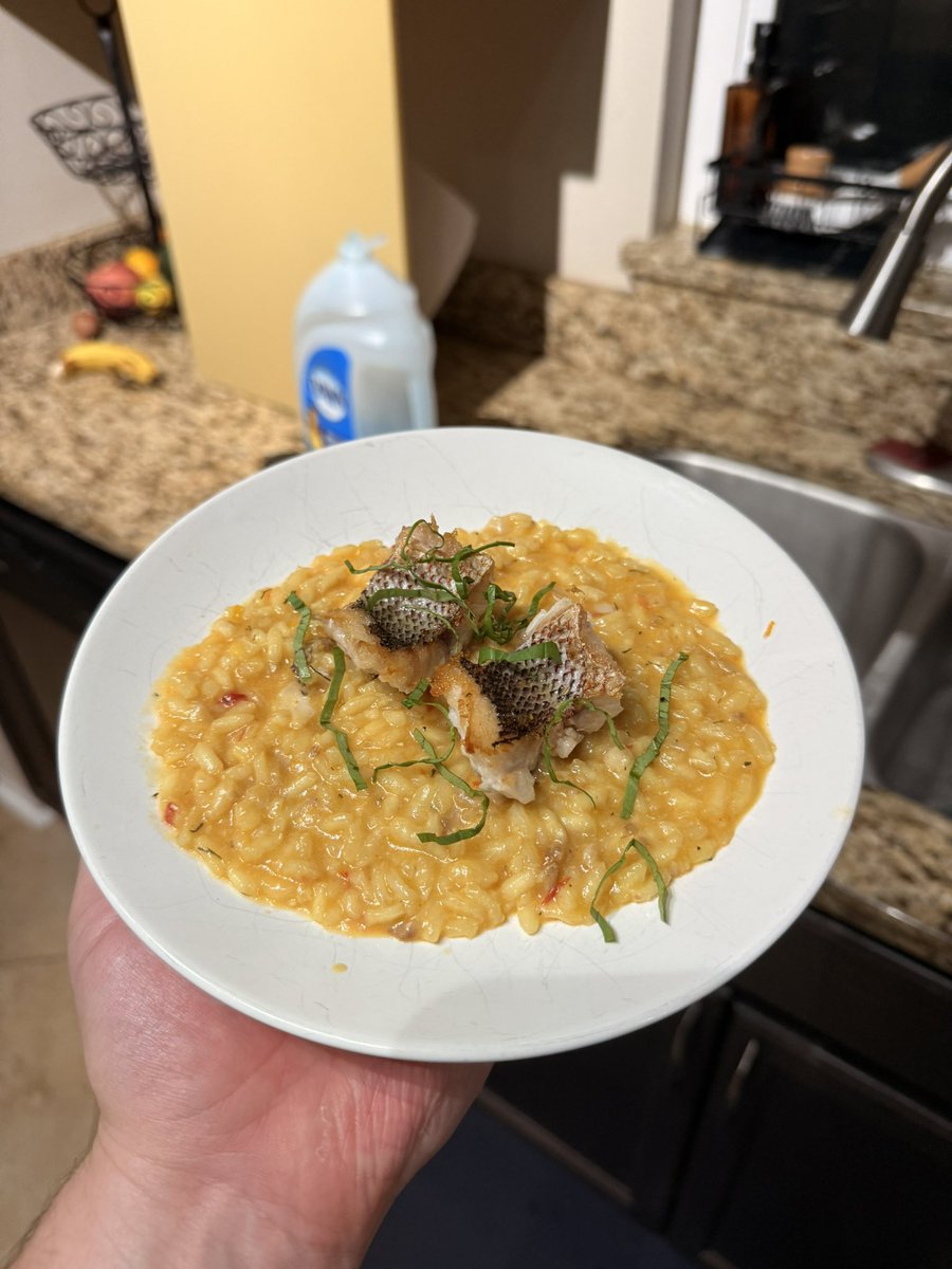 slickbee's tweet image. Feeeeesh