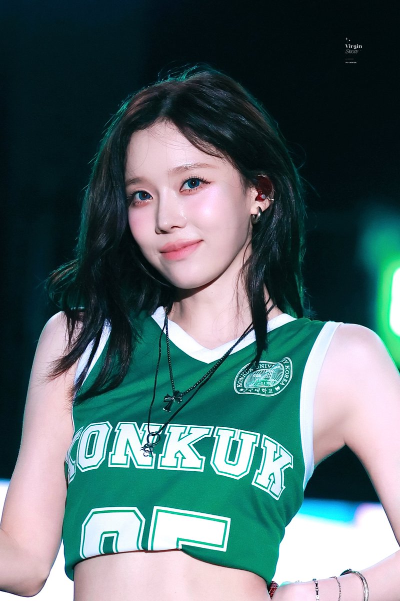 VirginSnow0101's tweet image. 250521 건대축제

#aespa #에스파 
#WINTER #윈터