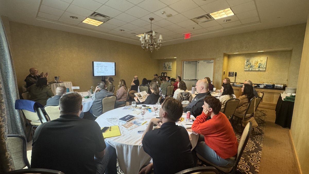 WellbornCabinet's tweet photo. Our Design Workshop in Perrysburg, OH was a huge success!
Tim the Trainer delivered a day full of insights, collaboration, and cabinetry expertise.
#WellbornCabinet #DealerTraining #DesignWorkshop #KitchenDesign https://t.co/2QD2Ccv2Lp