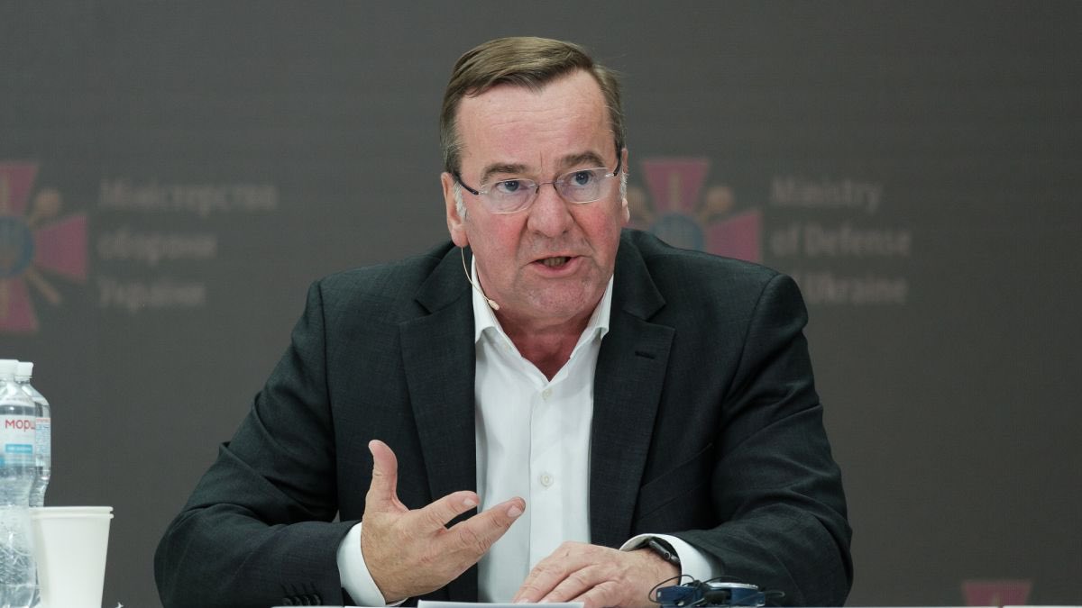 ❗️🇩🇪German Defense Minister Pistorius on 🇺🇸Trump:

"I believe that he (Trump) overestimated his negotiating position, his personal power. Trump's first major mistake was right at the beginning, when he promised that Ukraine wouldn't join NATO and even offered Ukrainian