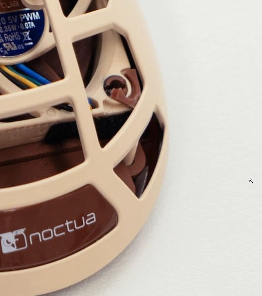 Narimos's tweet photo. @PulsarGears @dosafobia @Noctua_at So exited you didn't notice pad at the bottom right of the fan. https://t.co/GhgXhETLID