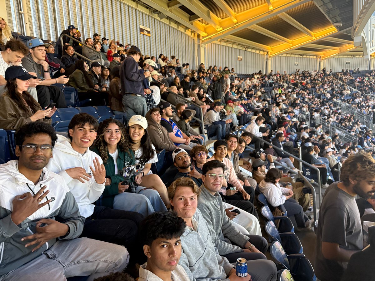 Midwest Blockchain Conference (@mbc_conference) on Twitter photo What a night at the Yankees game! Over 40 students from 20+ universities across 3 countries came together in the Bronx to watch a Yankees win!
Thank you to <a href="/SolanaUni/">Solana University</a> for sponsoring and giving so many students the opportunity to attend. What a night at the Yankees game! Over 40 students from 20+ universities across 3 countries came together in the Bronx to watch a Yankees win!
Thank you to <a href="/SolanaUni/">Solana University</a> for sponsoring and giving so many students the opportunity to attend.