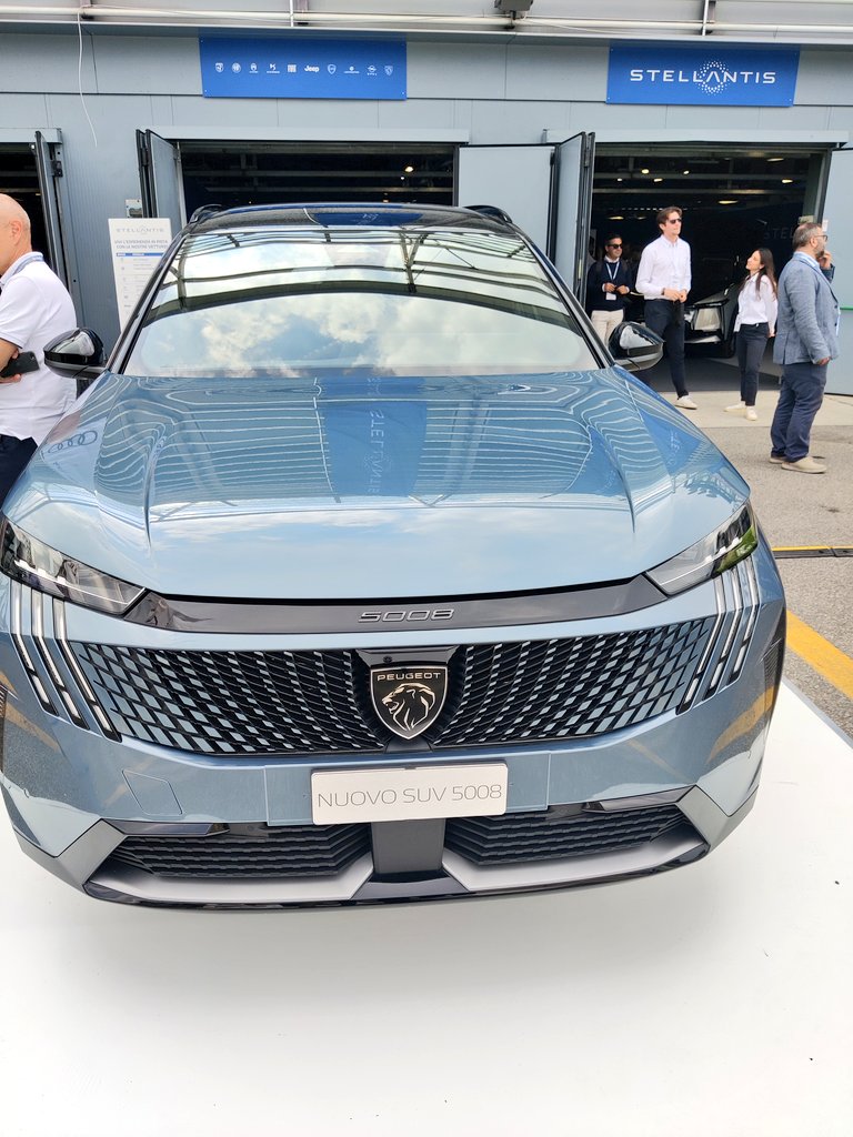 Company Car Drive tweet media