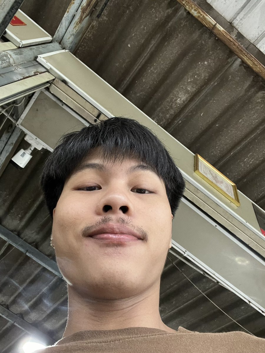 nononononono_76's tweet photo. แฟนสักคนมันหายากจังว้ะ🥴 https://t.co/REYric6GaO
