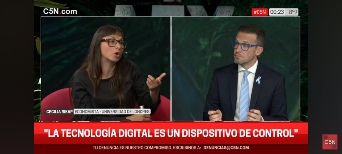 Cecilia Rikap (@ceciliarikap) on Twitter photo El lunes estuve con <a href="/aleberco/">Alejandro Bercovich</a> hablando del ensayo sobre las empresas de tecnología de Argentina que escribí para su nuevo libro.
Hablamos también de #IA , la alianza entre #Trump y las #BigTech y como tener soberanía digital para los pueblos y el planeta
youtu.be/YuV6piiDVSU?si… El lunes estuve con <a href="/aleberco/">Alejandro Bercovich</a> hablando del ensayo sobre las empresas de tecnología de Argentina que escribí para su nuevo libro.
Hablamos también de #IA , la alianza entre #Trump y las #BigTech y como tener soberanía digital para los pueblos y el planeta
youtu.be/YuV6piiDVSU?si…