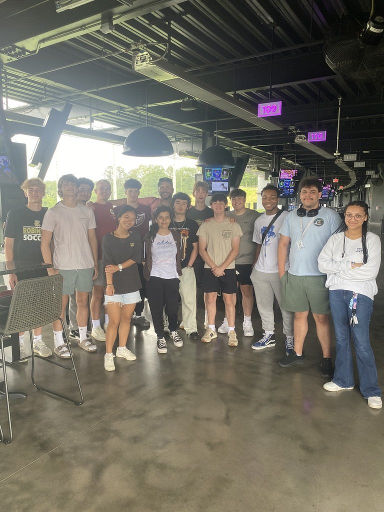 RHS_Senators's tweet image. AP Psych students went on a well-earned trip to Topgolf to celebrate the end of the school year and completion of the AP Psychology Test (and the other AP tests as well). 🎉 ⛳