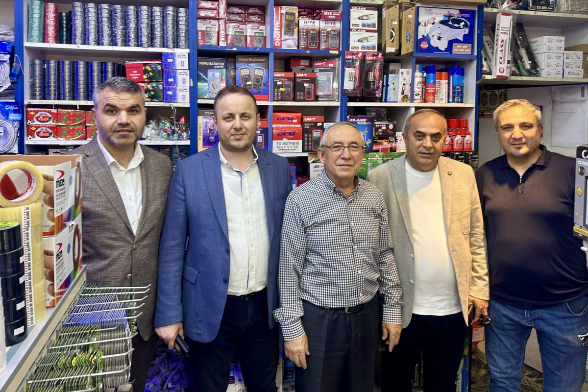 Önceki dönem İlçe Koordinatörümüz Bilal Özen’i iş yerinde ziyaret ettik.

Kendisine hayırlı, helal ve bol kazançlar diliyoruz.