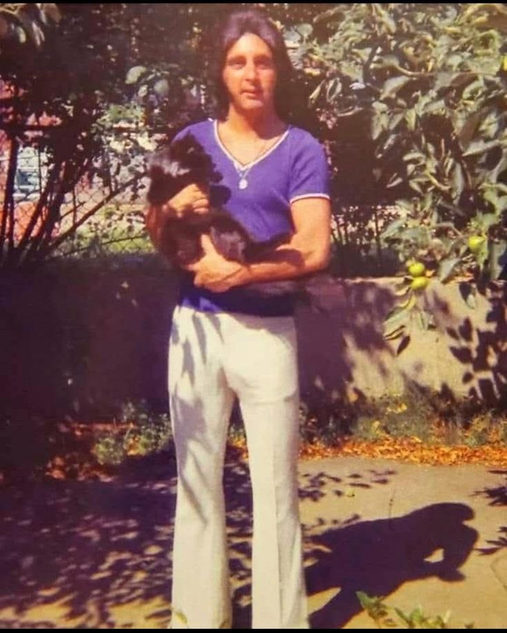 rebelwithyou's tweet photo. Happy Wednesday people!🤘🏻💛
Peter Criss late 60’s 
#Kiss #KssArmy #PeterCriss https://t.co/IAVDzFaaV3