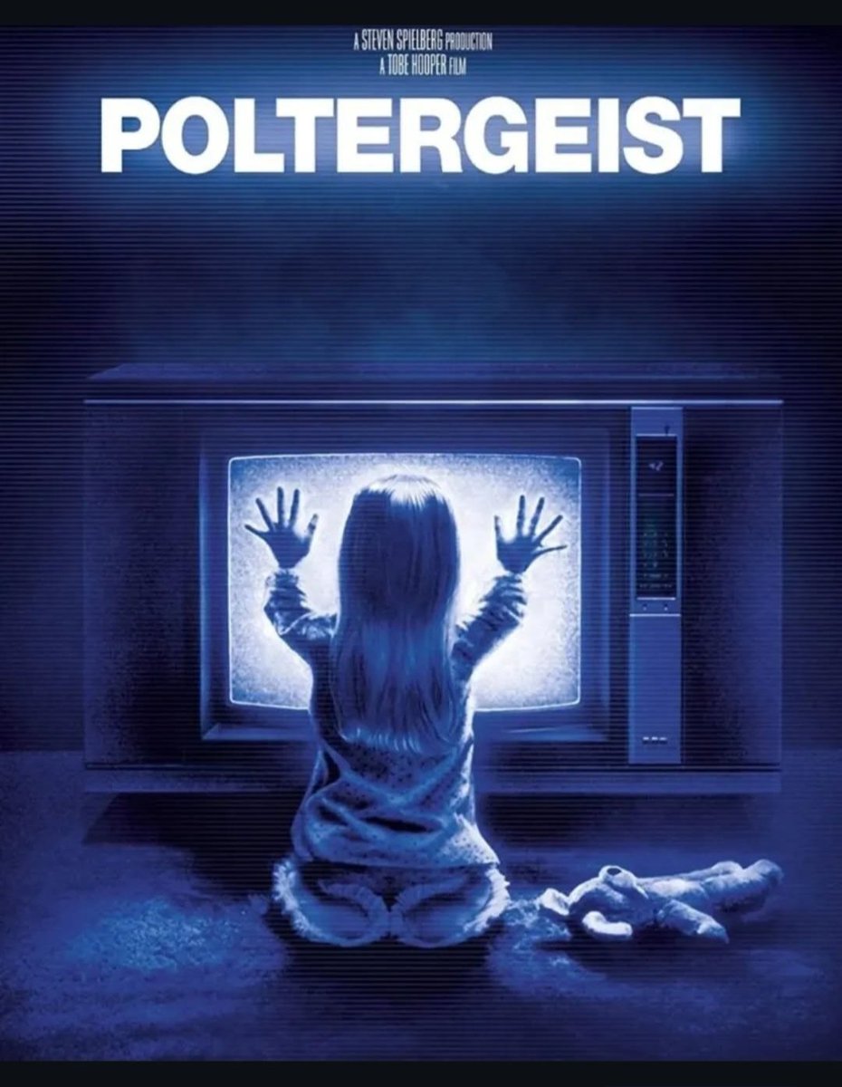 MonsterCndyPC's tweet photo. On This Day, a sneak preview of "Poltergeist" dropped in 1982!
#onthisda #MutantFam #monstermovies #horror #scifi https://t.co/QTpTyfeQ0t