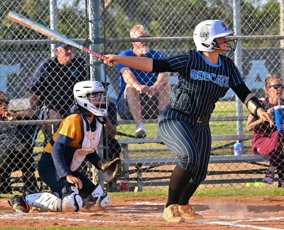 Cailinne Kelly (@cailinnekelly) on Twitter photo Can’t believe High School is over.. it’s so bittersweet. I’m going to miss my girls and all the fun times we had before, after and during games! Things do have to come to an end sadly.. but better things are ahead! So excited to start my journey at <a href="/SCFManateesSB/">SCFManateesSB</a> !! Can’t believe High School is over.. it’s so bittersweet. I’m going to miss my girls and all the fun times we had before, after and during games! Things do have to come to an end sadly.. but better things are ahead! So excited to start my journey at <a href="/SCFManateesSB/">SCFManateesSB</a> !!