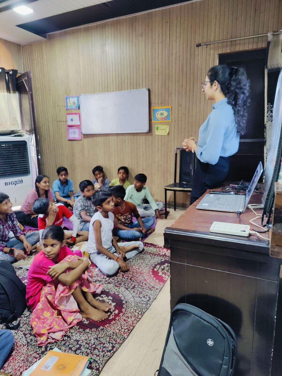 ScopeChange's tweet photo. Divyanshi from @EA Organisation, Hyderabad, visited our Delhi center and inspired our middle batch with a session on education, focus, and dedication. Kids loved her practical tips and guidance!
#ScopeForChange https://t.co/XbfA44lRtu
