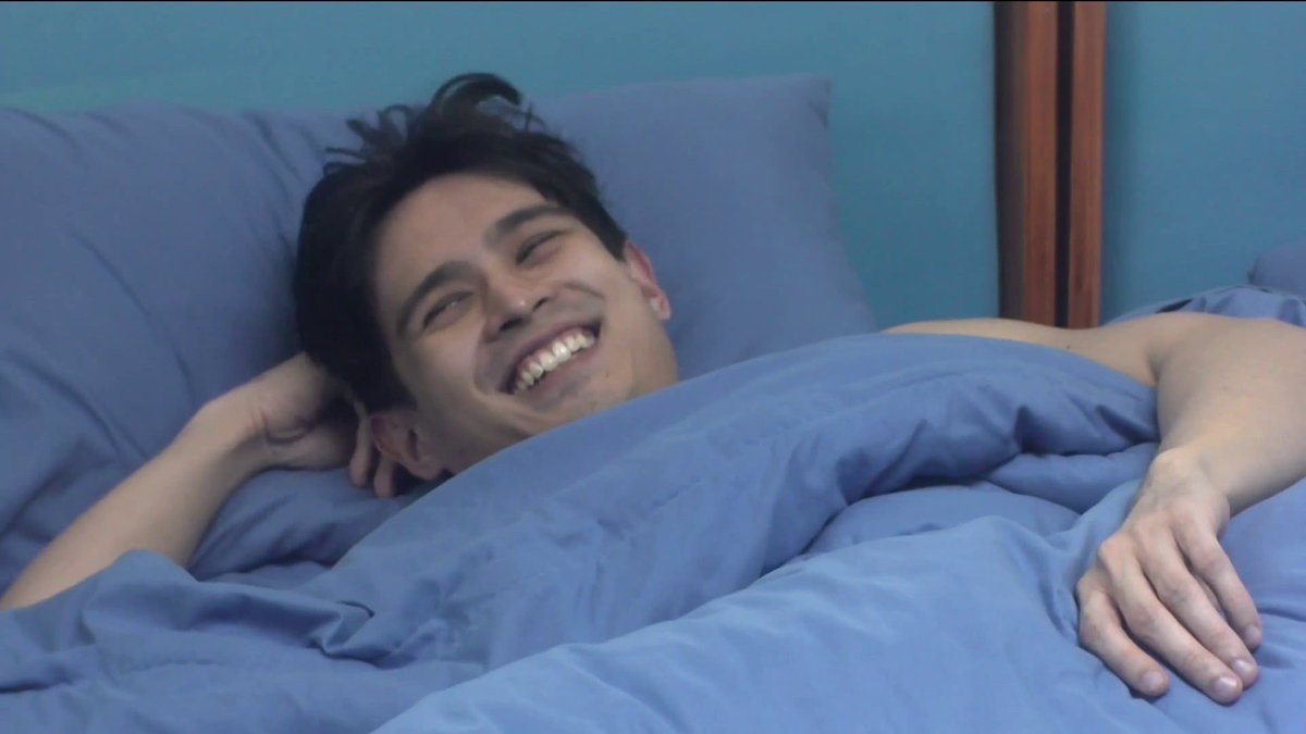 PBBabscbn's tweet photo. “Love you, Ralph!”

AZ, hindi maiwasan na matuwa matapos marinig ang naging mensahe ni Ralph! 🥰

#PBBCollabFinalDuoMedals https://t.co/Lb5S4jMsl8