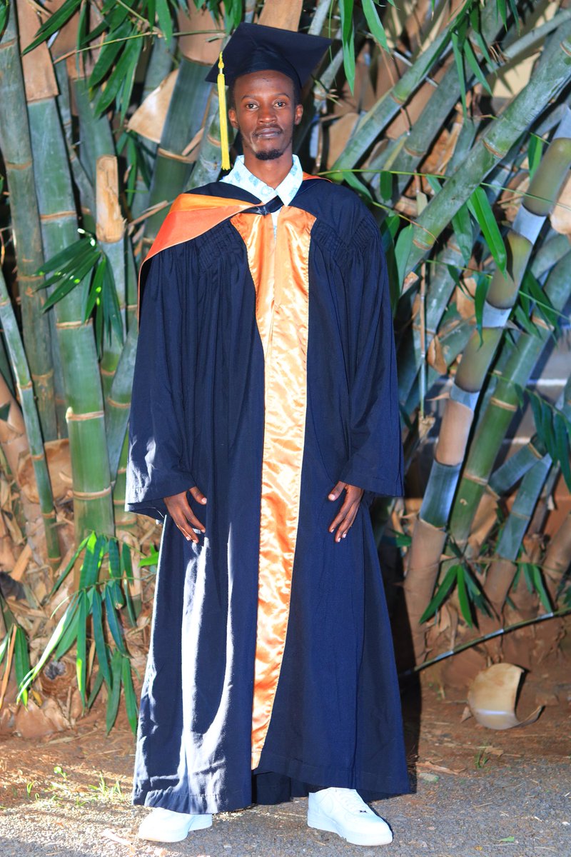 v_mutethia_'s tweet photo. https://t.co/0nEJNVH38n Civil Engineering Done ✅ 
On to the next challenge 💪 https://t.co/8QG6DfP2A4