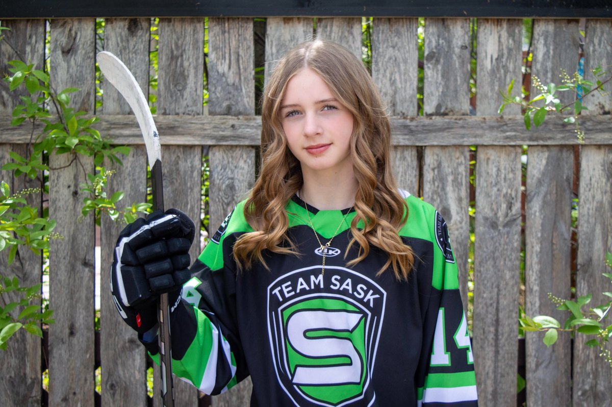 🚨 SPECIAL GUEST ALERT! 🚨

We’re thrilled to welcome Nova Langevin as a guest coach at this year’s Girls Summer Hockey School! 🏒💛💚

Hailing from right here in Humboldt, Nova is a skilled left-shooting defenceman with a calm, confident presence on the ice. She’s known for her