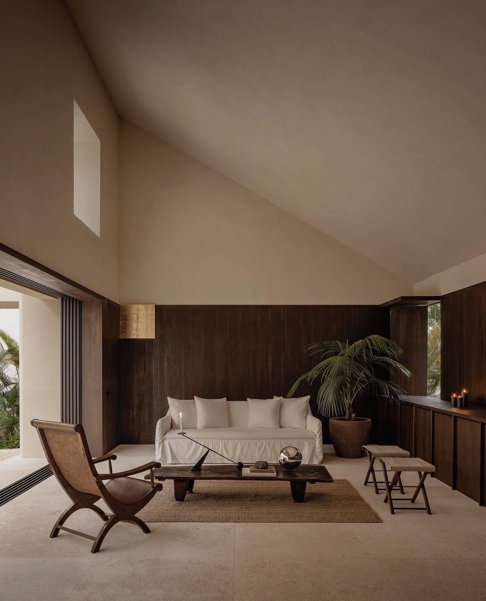 فنـاء داخلي أنيق جداً