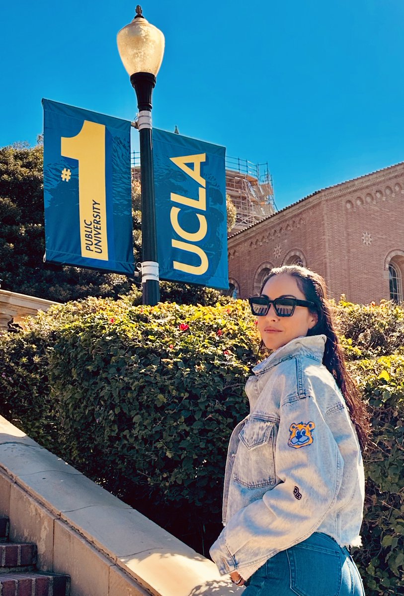 SMC_edu's tweet photo. Congratulations to Danielle Simms on transferring to @UCLA this Fall '25, where she will focus on the Study of Religion! 🎉
What's your transfer story? Submit your story at https://t.co/Hk6SroiyCo!
#ProudToBeSMC #TransferStory #SMCAlumni https://t.co/fNRK32DLYW
